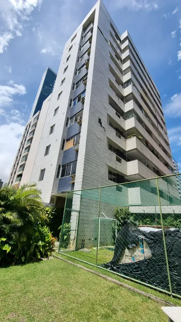 Foto 1 de Apartamento com 3 Quartos à venda, 79m² em Boa Viagem, Recife