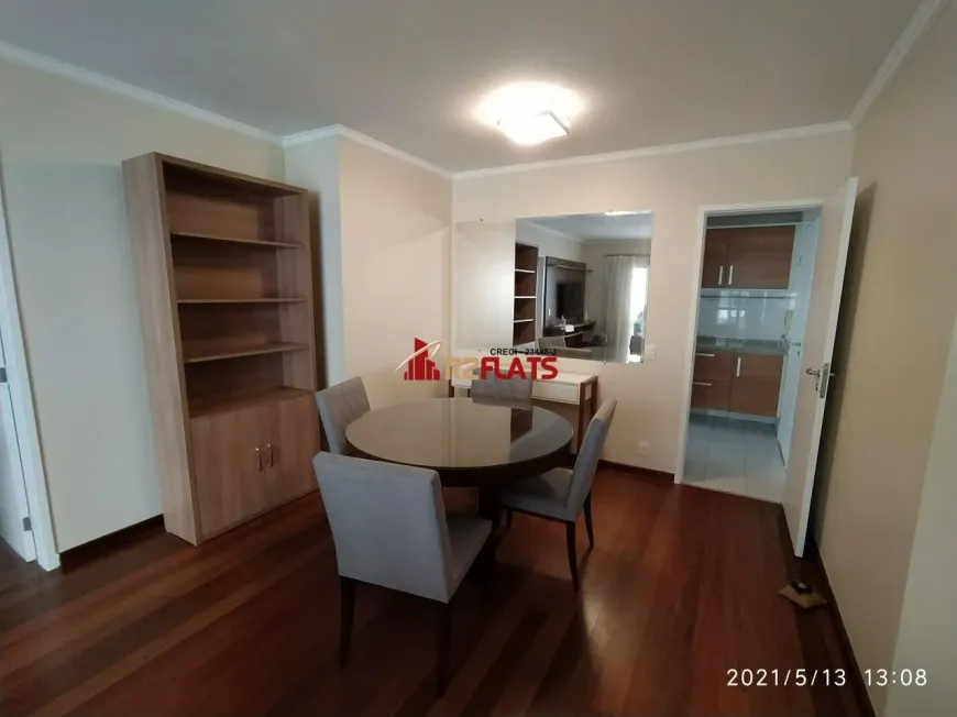 Foto 1 de Flat com 3 Quartos para alugar, 102m² em Moema, São Paulo