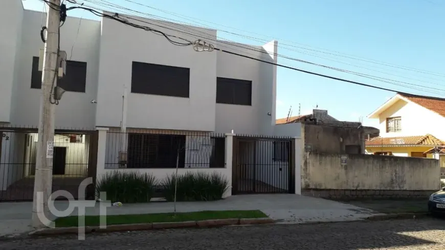 Foto 1 de Casa com 3 Quartos à venda, 129m² em Vila Ipiranga, Porto Alegre