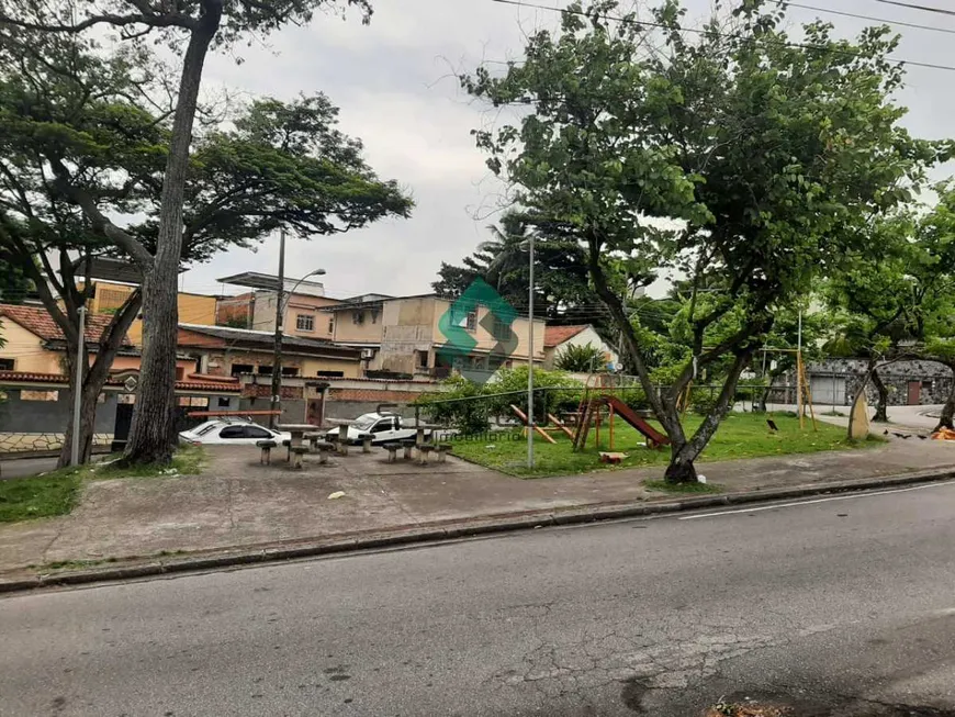 Foto 1 de Casa com 2 Quartos à venda, 374m² em Cascadura, Rio de Janeiro