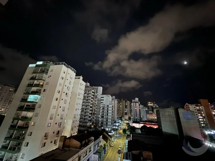 Foto 1 de Apartamento com 3 Quartos à venda, 80m² em Centro, Florianópolis