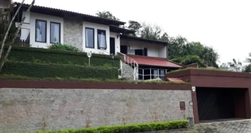 Foto 1 de Casa com 4 Quartos à venda, 405m² em Bom Retiro, Joinville