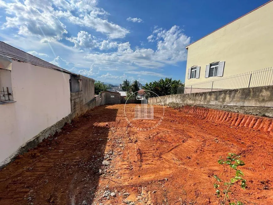 Foto 1 de Lote/Terreno à venda, 270m² em Estreito, Florianópolis