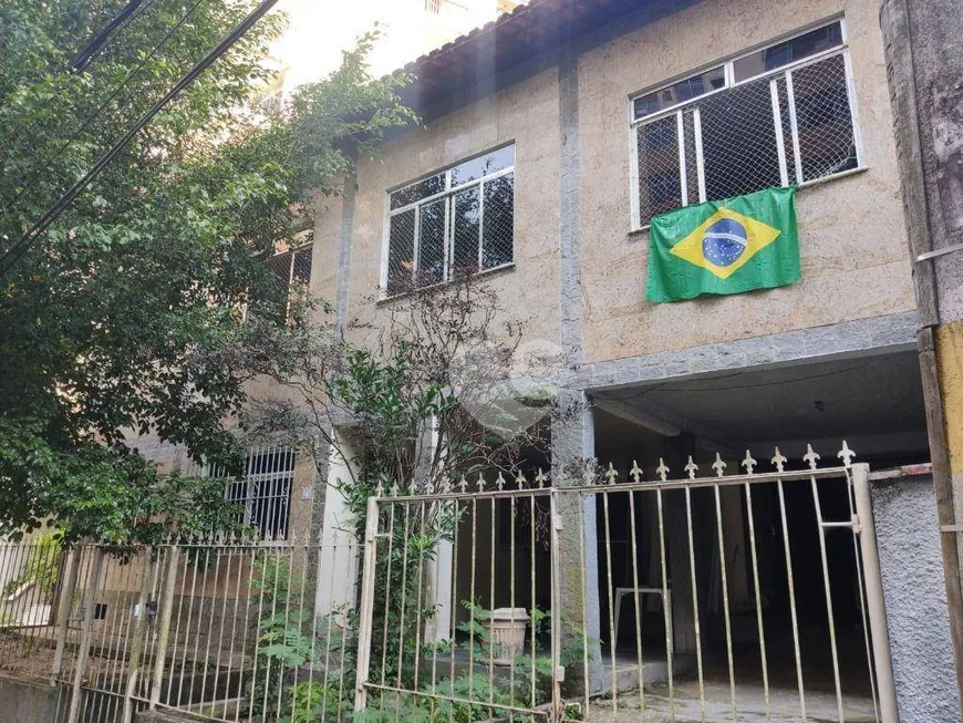 Foto 1 de Casa com 6 Quartos à venda, 331m² em Grajaú, Rio de Janeiro