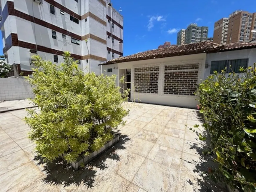 Foto 1 de Casa com 3 Quartos à venda, 421m² em Pituba, Salvador