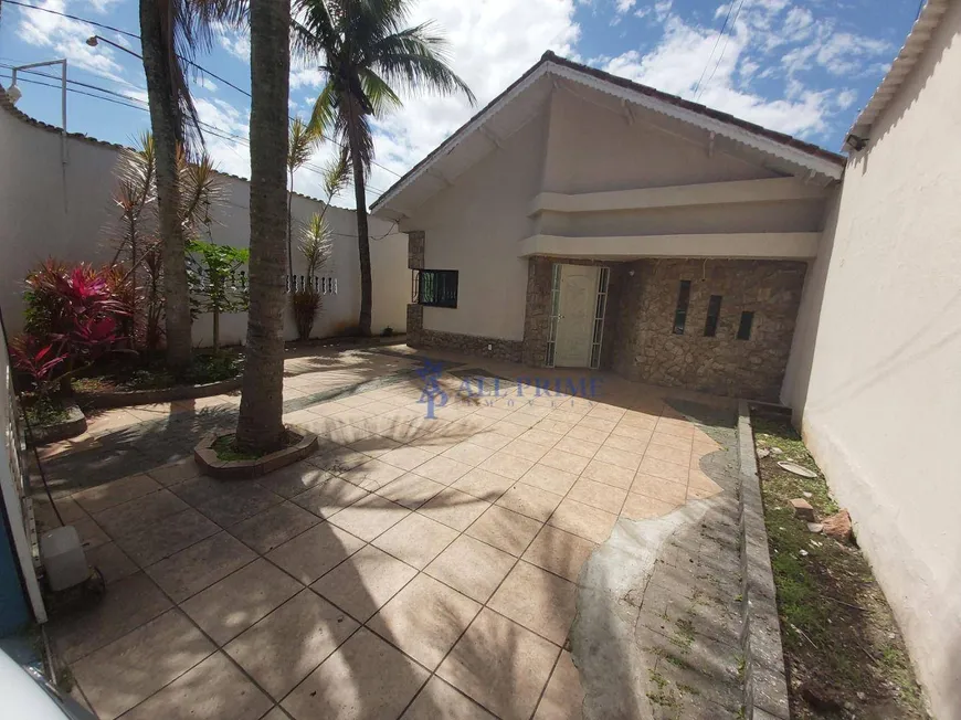 Foto 1 de Casa com 3 Quartos para alugar, 215m² em Aviação, Praia Grande