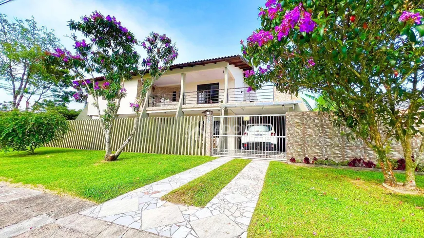 Foto 1 de Casa com 4 Quartos à venda, 252m² em Cohapar, Guaratuba