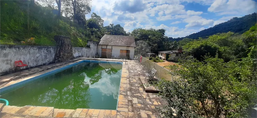 Foto 1 de Casa com 3 Quartos à venda, 170m² em Serra da Cantareira, Mairiporã