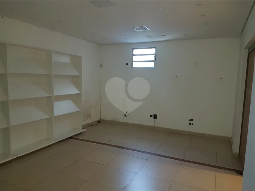 Foto 1 de Casa com 4 Quartos à venda, 220m² em Moema, São Paulo