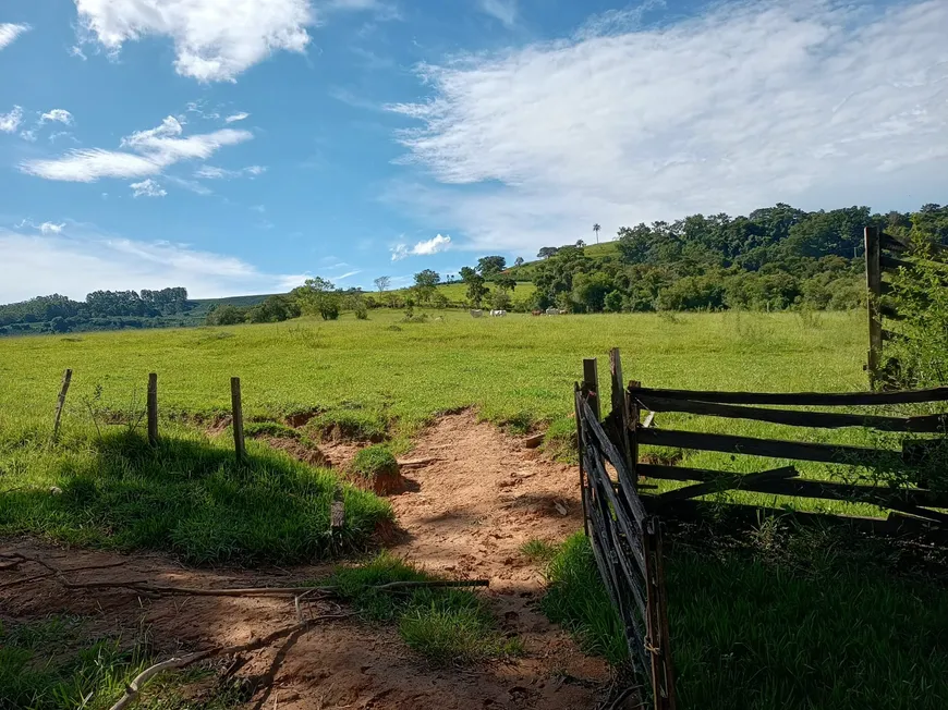 Foto 1 de Fazenda/Sítio com 3 Quartos à venda, 338800m² em Zona Rural, Monte Santo de Minas