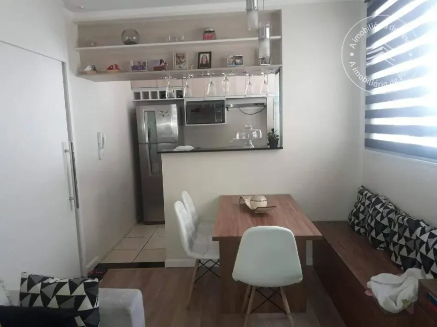 Foto 1 de Apartamento com 2 Quartos para venda ou aluguel, 52m² em Crispim, Pindamonhangaba