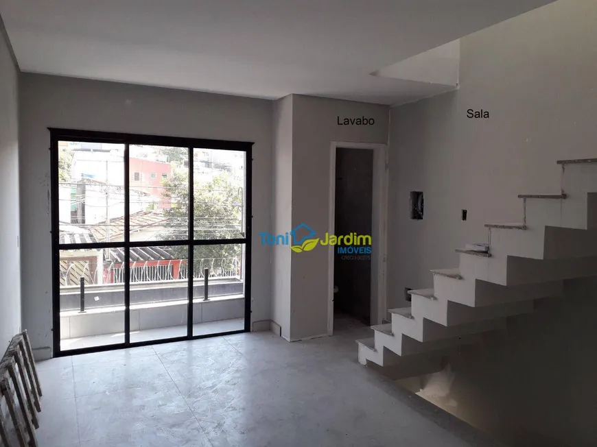 Foto 1 de Sobrado com 2 Quartos à venda, 110m² em Jardim Santo Alberto, Santo André