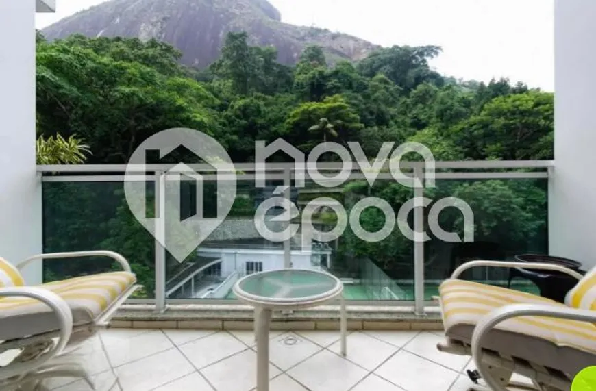 Foto 1 de Flat com 2 Quartos à venda, 84m² em Lagoa, Rio de Janeiro