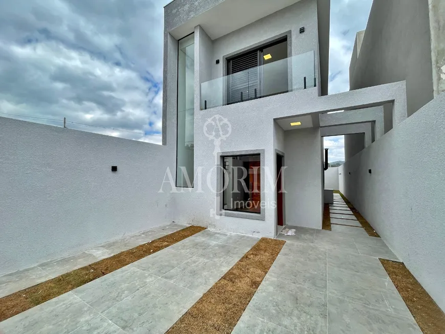 Foto 1 de Casa de Condomínio com 3 Quartos à venda, 120m² em Villas do Jaguari, Santana de Parnaíba
