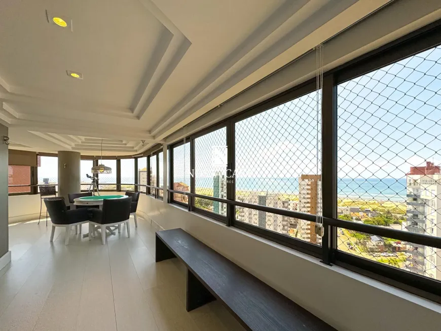 Foto 1 de Apartamento com 4 Quartos à venda, 212m² em Praia Grande, Torres