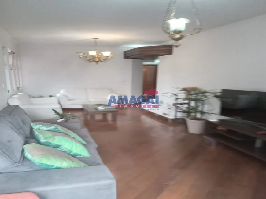 Foto 1 de Apartamento com 3 Quartos à venda, 123m² em Jardim Pereira do Amparo, Jacareí