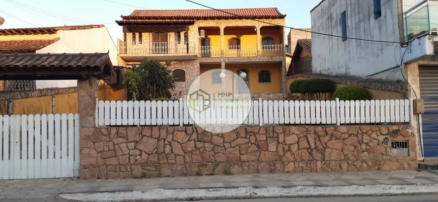 Foto 1 de Casa com 3 Quartos à venda, 300m² em Laguna Azul, Iguaba Grande
