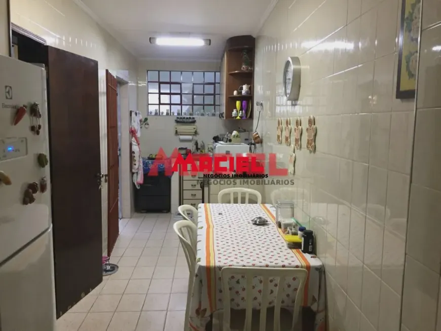 Foto 1 de Casa com 3 Quartos à venda, 180m² em Vila Betânia, São José dos Campos