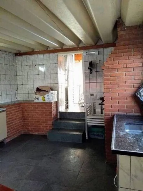 Foto 1 de Sobrado com 3 Quartos à venda, 186m² em Jardim D'abril, Osasco