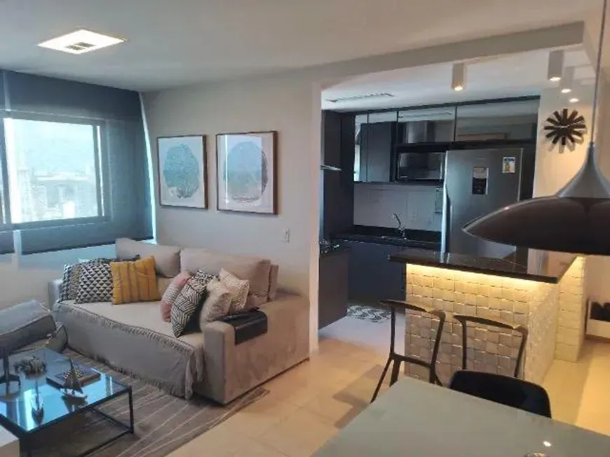 Foto 1 de Apartamento com 2 Quartos à venda, 57m² em Santo Amaro, Recife