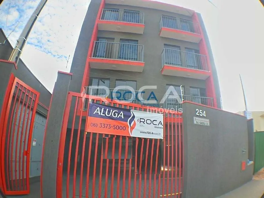 Foto 1 de Apartamento com 2 Quartos à venda, 40m² em Jardim Bandeirantes, São Carlos