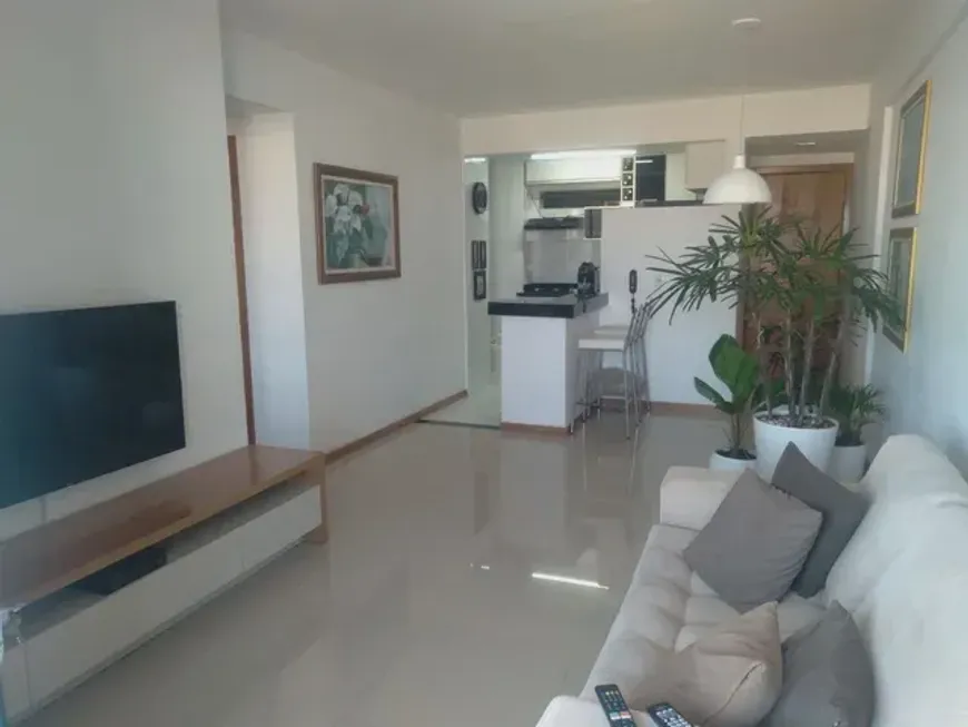 Foto 1 de Apartamento com 2 Quartos à venda, 71m² em Pitangueiras, Lauro de Freitas