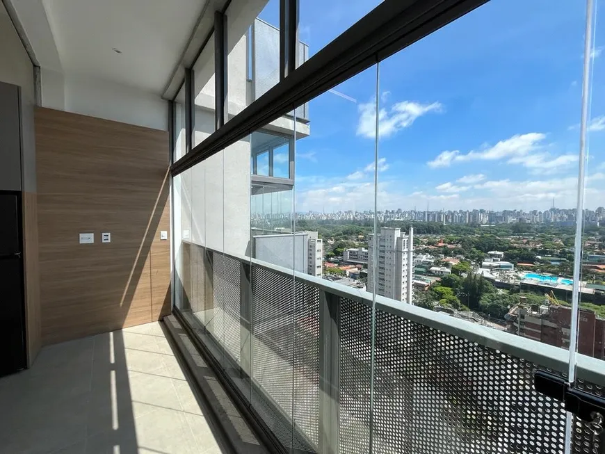 Foto 1 de Apartamento com 1 Quarto para venda ou aluguel, 41m² em Moema, São Paulo