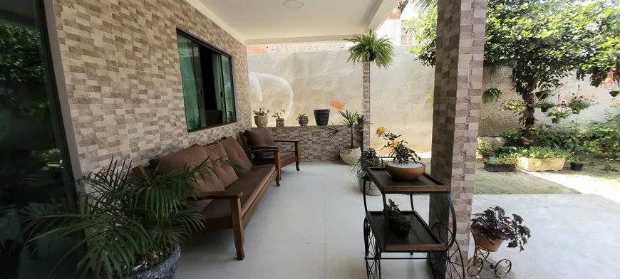 Foto 1 de Casa com 3 Quartos à venda, 240m² em Vale das Pedrinhas, Guapimirim