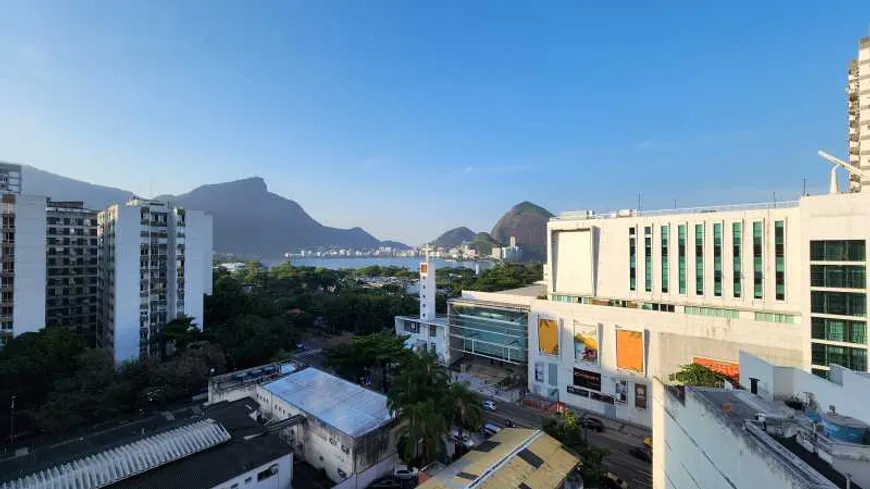 Foto 1 de Apartamento com 3 Quartos à venda, 95m² em Leblon, Rio de Janeiro