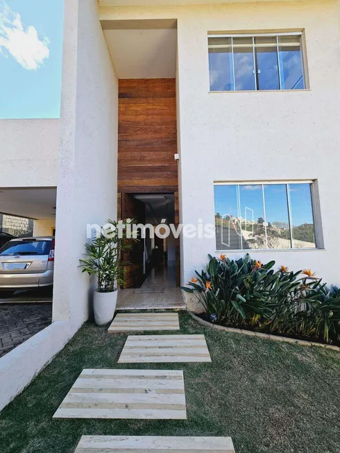 Foto 1 de Casa com 5 Quartos à venda, 461m² em Quintas, Nova Lima