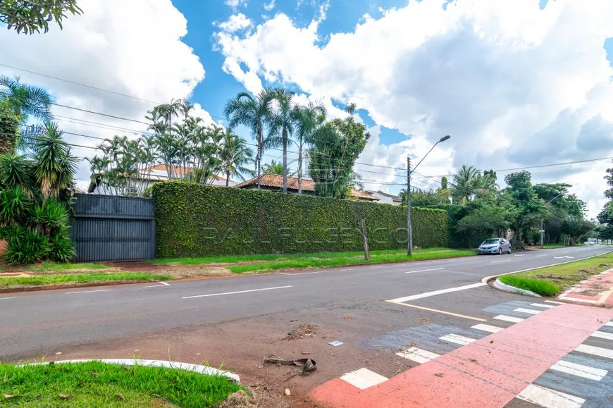 Foto 1 de Casa com 4 Quartos para alugar, 611m² em Bela Suica, Londrina