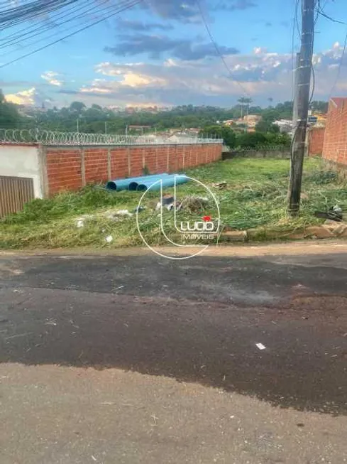 Foto 1 de Lote/Terreno à venda, 540m² em Vila Brasil, Anápolis