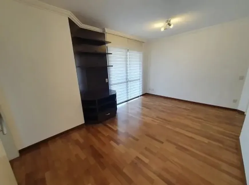 Foto 1 de Apartamento com 3 Quartos para alugar, 93m² em Moema, São Paulo