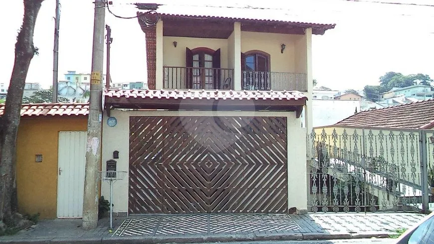 Foto 1 de Sobrado com 3 Quartos à venda, 350m² em Vila Irmãos Arnoni, São Paulo