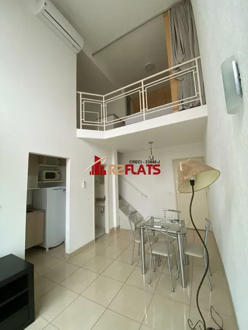 Foto 1 de Flat com 1 Quarto para alugar, 50m² em Moema, São Paulo