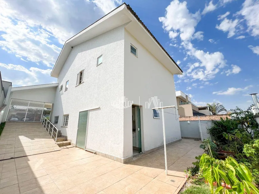Foto 1 de Casa de Condomínio com 3 Quartos à venda, 235m² em , Ibiporã