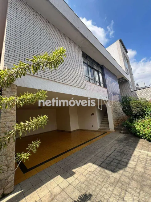 Foto 1 de Casa com 3 Quartos à venda, 244m² em Alto Barroca, Belo Horizonte