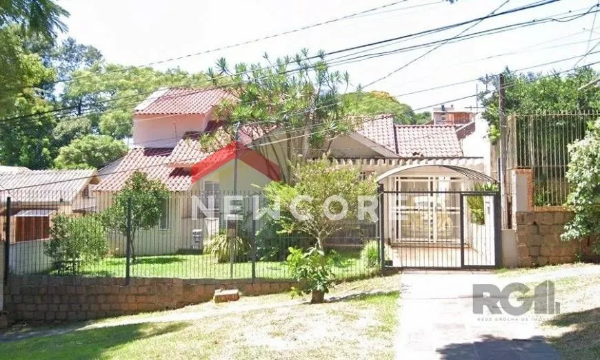 Foto 1 de Casa com 4 Quartos à venda, 200m² em Santa Tereza, Porto Alegre