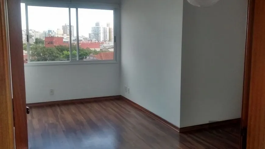 Foto 1 de Apartamento com 2 Quartos à venda, 50m² em Azenha, Porto Alegre