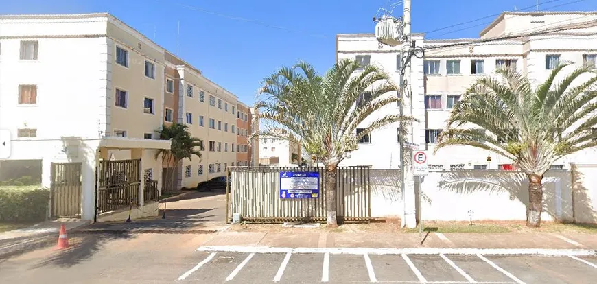 Foto 1 de Apartamento com 2 Quartos à venda, 45m² em Parque Esplanada III, Valparaíso de Goiás