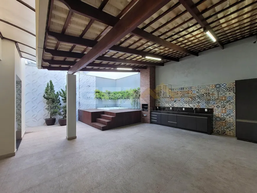 Foto 1 de Casa com 3 Quartos à venda, 260m² em Sidil, Divinópolis