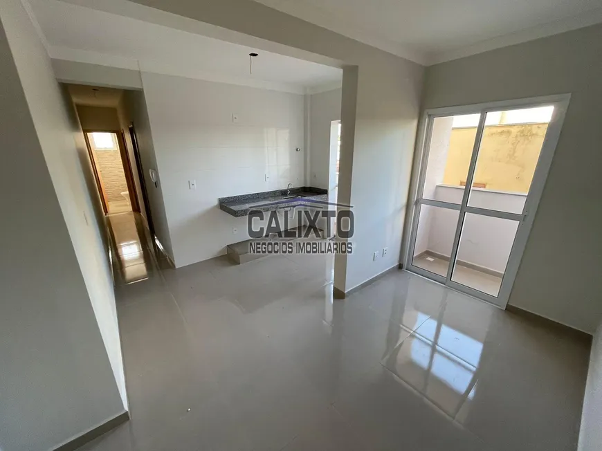 Foto 1 de Apartamento com 2 Quartos à venda, 48m² em Santa Mônica, Uberlândia