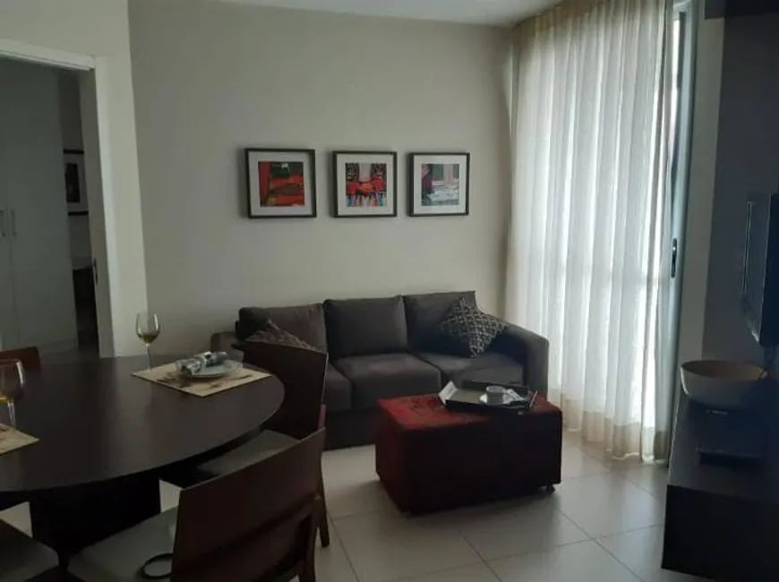 Foto 1 de Apartamento com 4 Quartos para alugar, 225m² em Patamares, Salvador