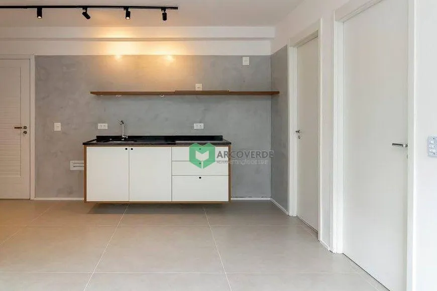 Foto 1 de Apartamento com 2 Quartos para alugar, 35m² em Vila Buarque, São Paulo