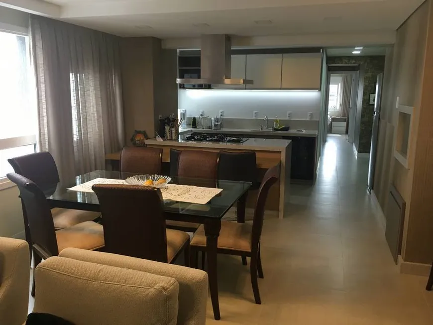 Foto 1 de Apartamento com 3 Quartos à venda, 93m² em Petrópolis, Porto Alegre