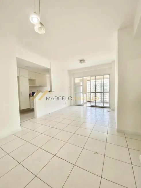 Foto 1 de Apartamento com 3 Quartos para alugar, 90m² em Barra da Tijuca, Rio de Janeiro