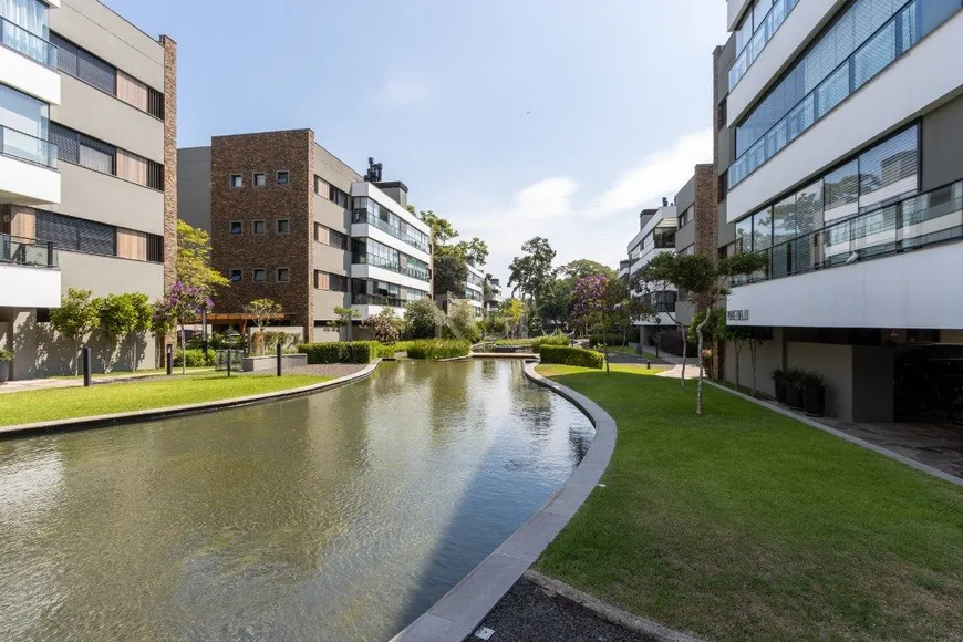 Foto 1 de Apartamento com 3 Quartos à venda, 146m² em Pedra Redonda, Porto Alegre