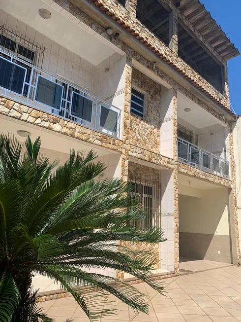 Foto 1 de Casa com 4 Quartos à venda, 480m² em Vila Santa Cruz, Duque de Caxias