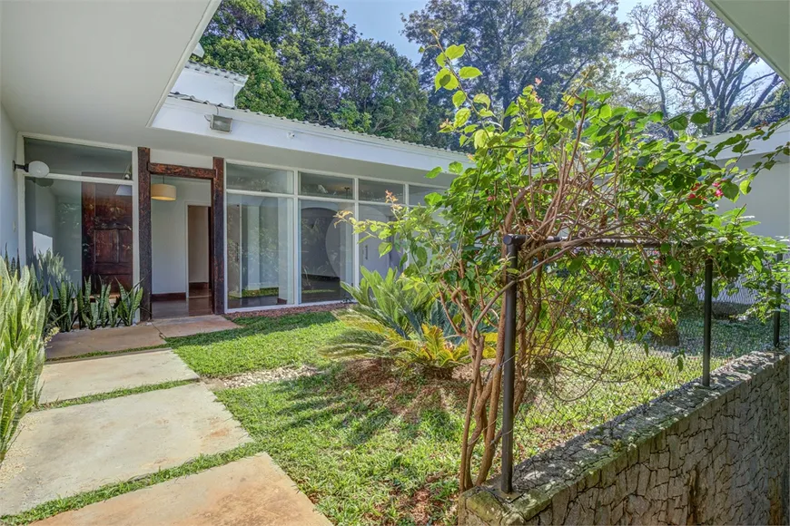 Foto 1 de Casa de Condomínio com 5 Quartos para alugar, 545m² em Chácara Flora, São Paulo