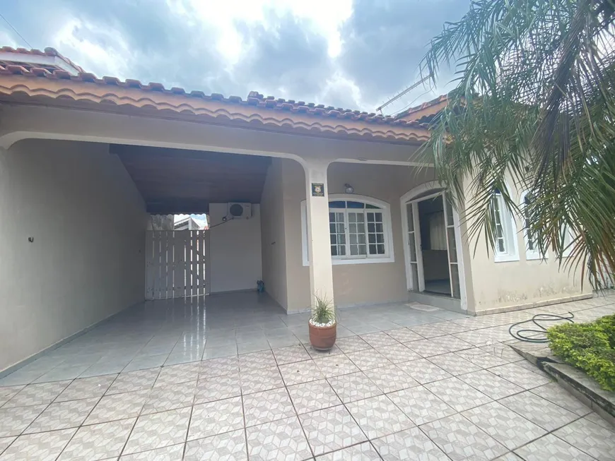 Foto 1 de Casa com 2 Quartos à venda, 176m² em Jardim Beira Mar, Peruíbe